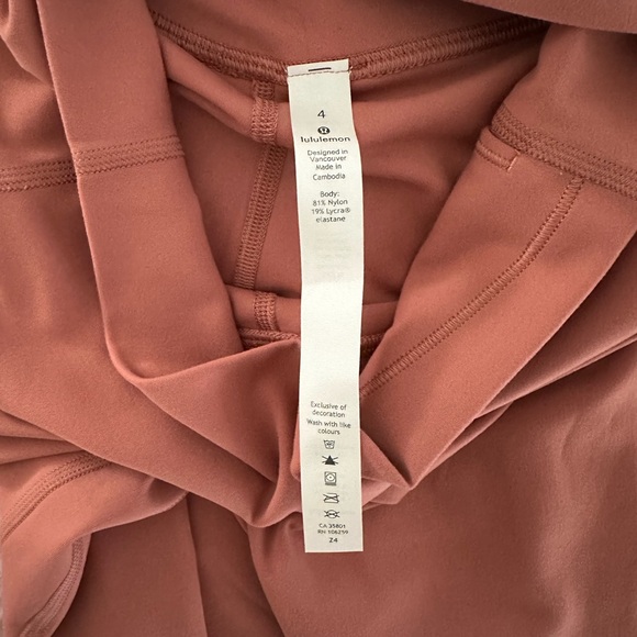 Lululemon Align HR Pant 25” - Picture 8 of 9